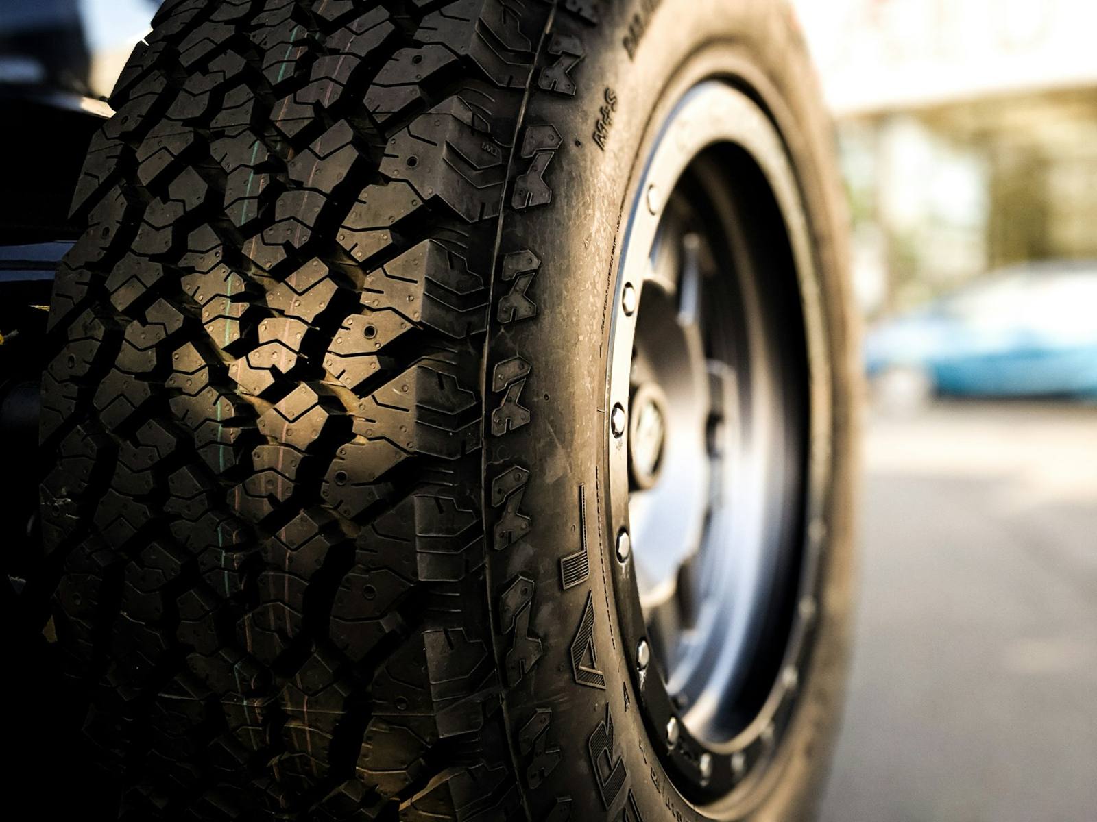All-terrain truck tire